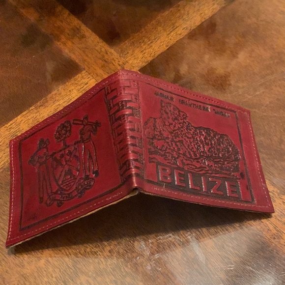 Vintage Belize Souvenir Wallet Bifold Collectible Hand Tooled Jaguar - Picture 4 of 6